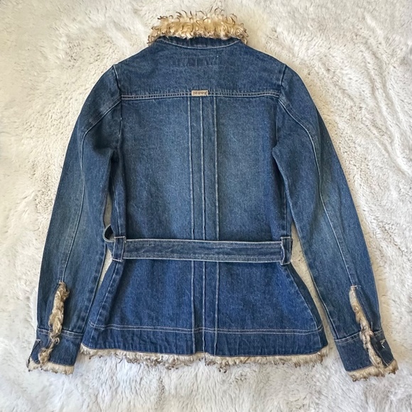 Billabong Faux Fur trimmed Denim Jacket with belt. - Picture 2 of 4